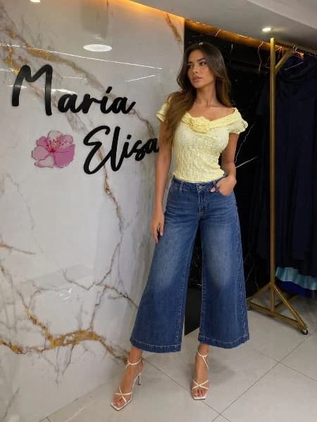 Blusas en randas blancas y amarillo 🤍💛